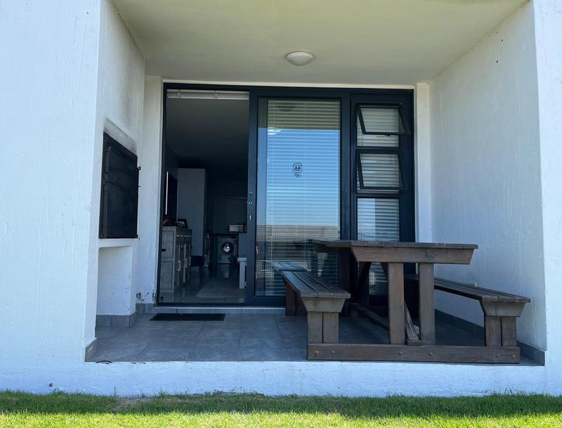 To Let 2 Bedroom Property for Rent in Island View Western Cape